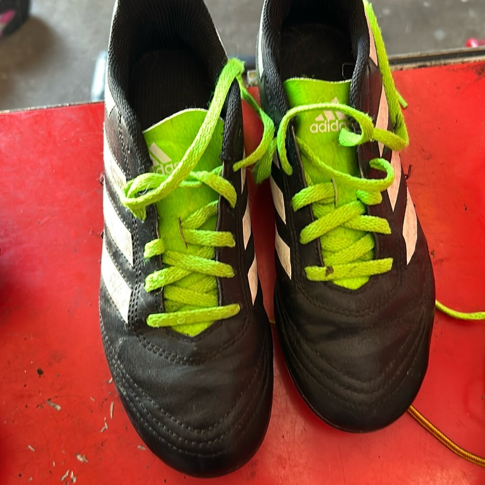 Women cleats